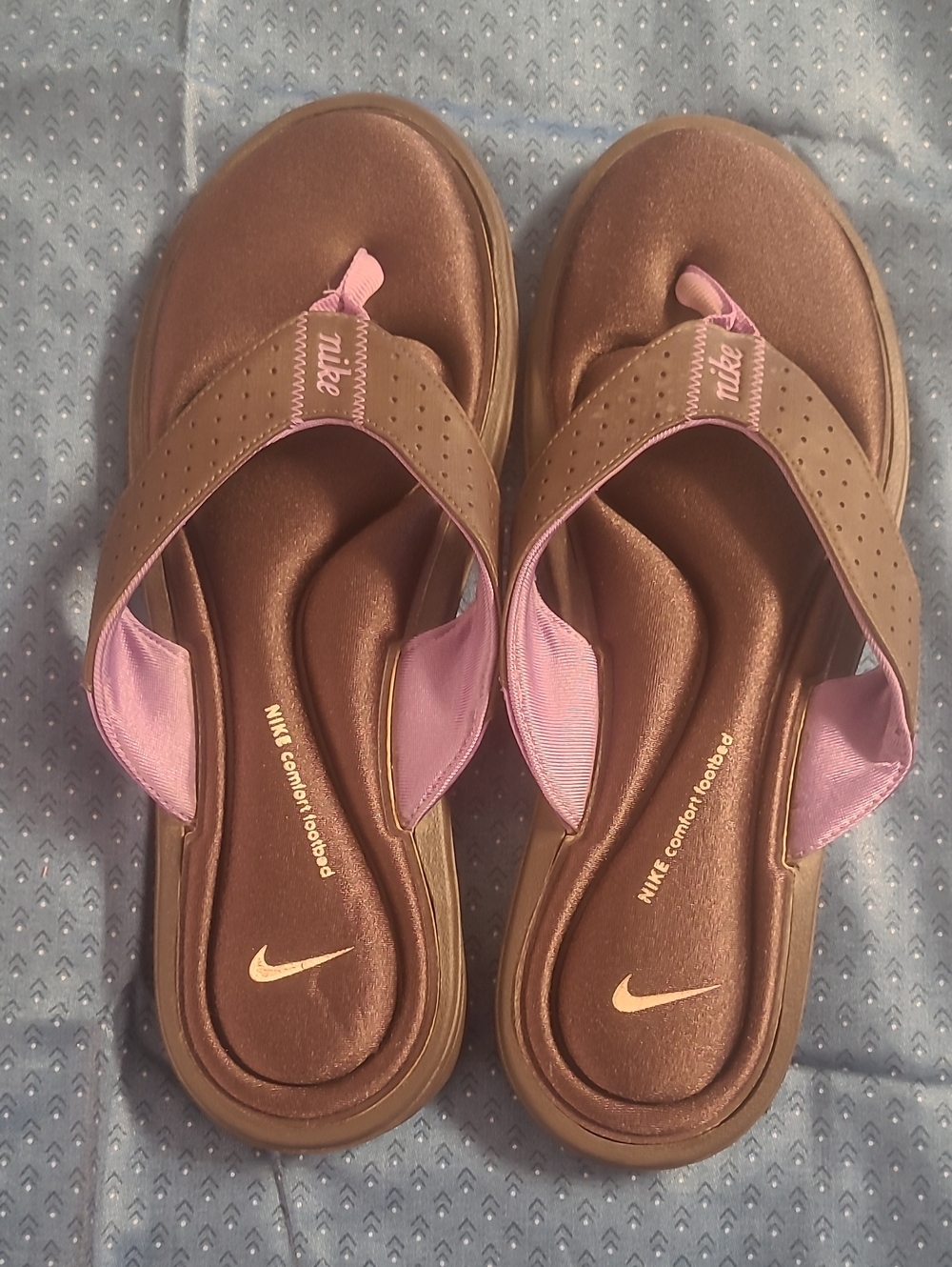 Nike Women’s Brown & Pink Foam Thong Sandals